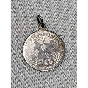 Vintage Sterling Silver Diamond Cut Zodiac Charm GEMINI Pendant 2 Grams